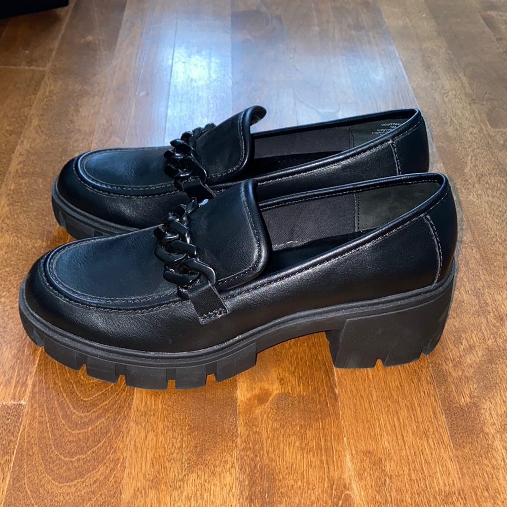Madden Girl Hoxton Lug Loafers Black size 9